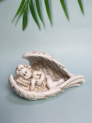 잠자고 있는 아기 천사 조각 소품